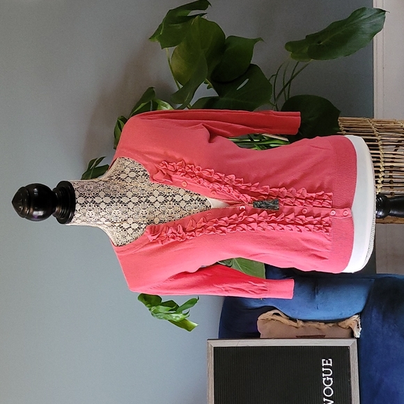 Coral Ruffle Cardigan - Picture 2 of 4